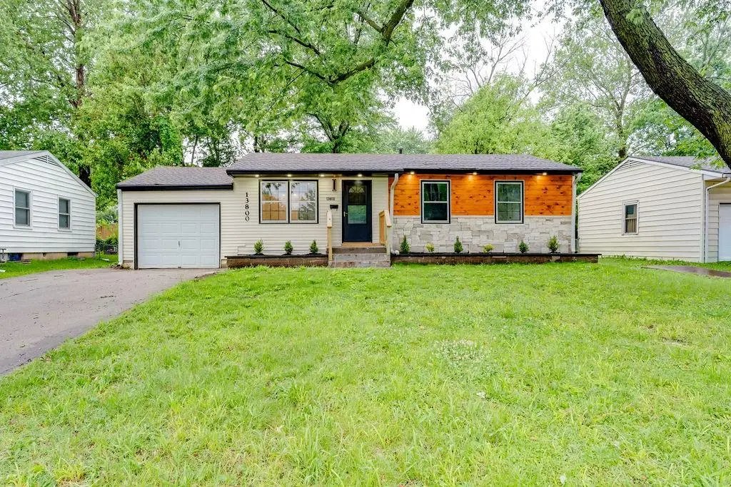 13800 11th Street, Grandview, MO 64030 - #1