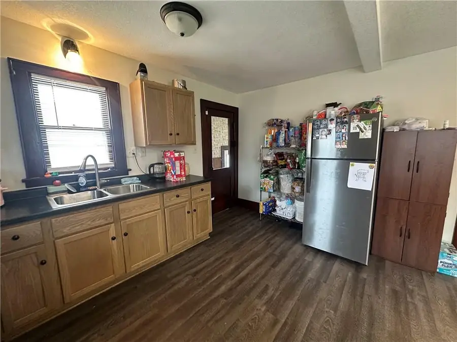 421 W 3rd Street, Maryville, MO 64468 - #3