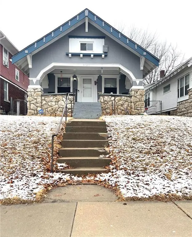 3840 College Avenue, Kansas City, MO 64128 - #1