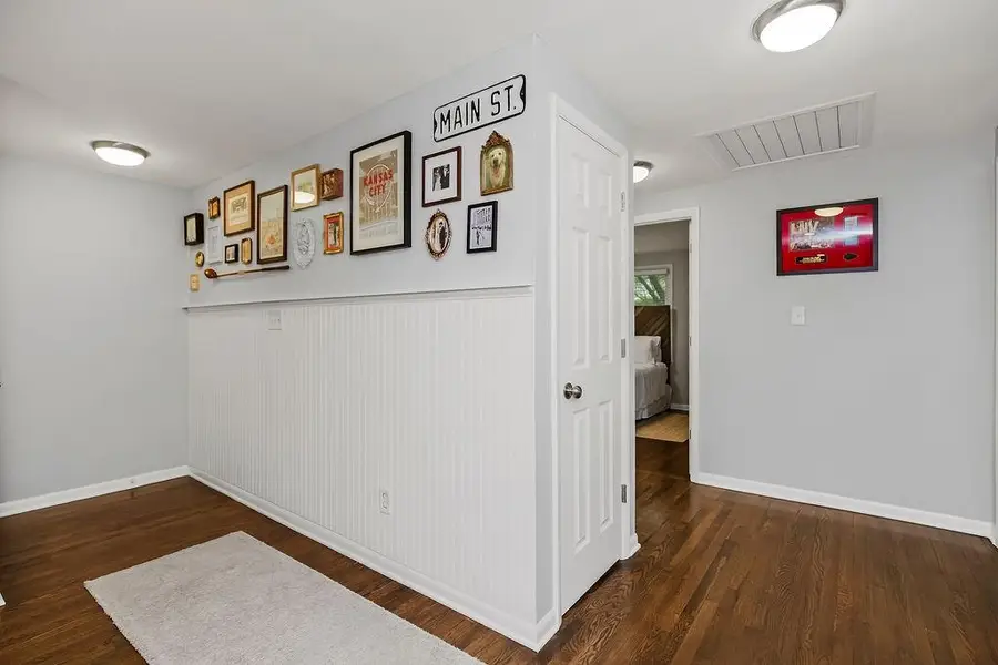 5705 W 78th Street, Prairie Village, KS 66208 - #3