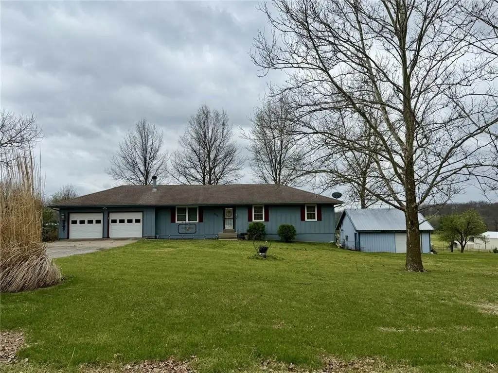 16701 Parallel Road, Basehor, KS 66007 - #1