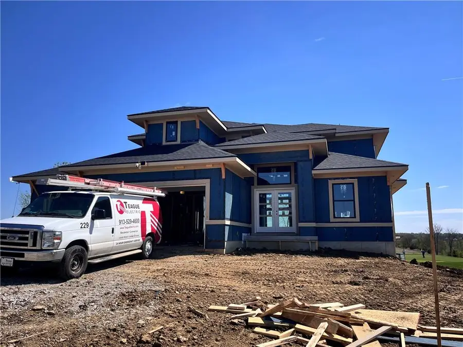 517 Bentwater Drive, Raymore, MO 64083 - #2