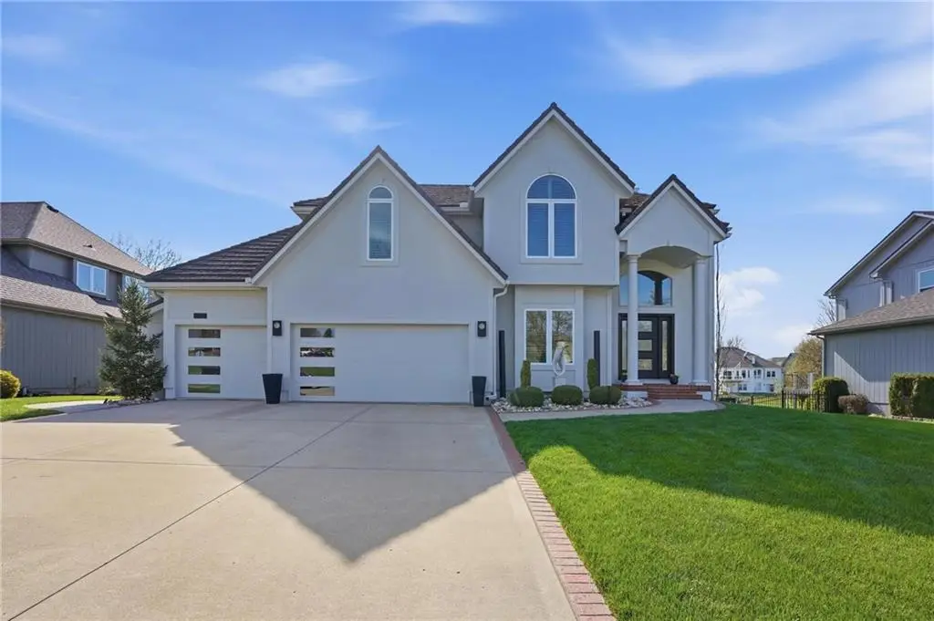 2732 SW Arthur Drive, Lees Summit, MO 64082 - #1