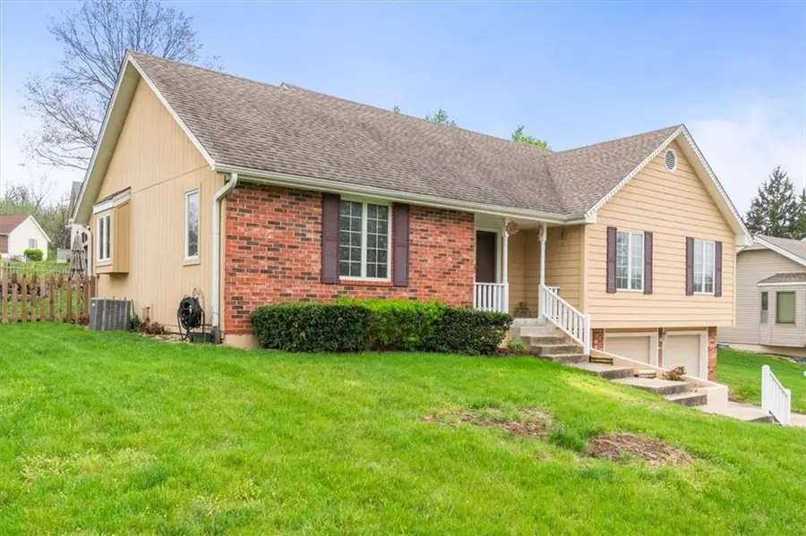12113 E 77 Terrace, Kansas City, MO 64138 - #2