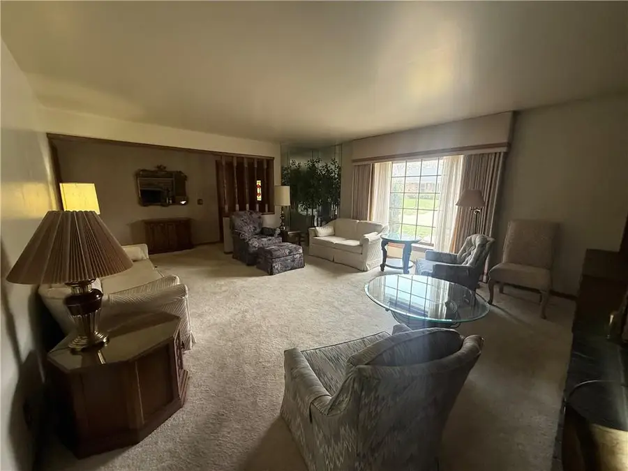 4618 Brookwood Terrace, Saint Joseph, MO 64506 - #3