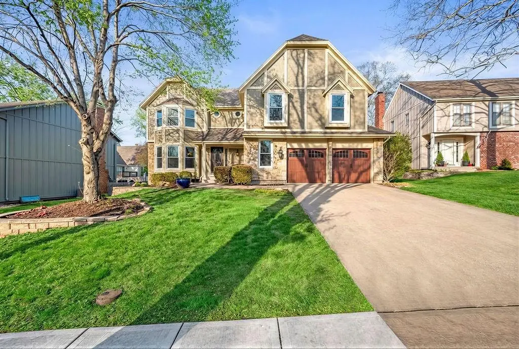11505 Grant Drive, Overland Park, KS 66210 - #1