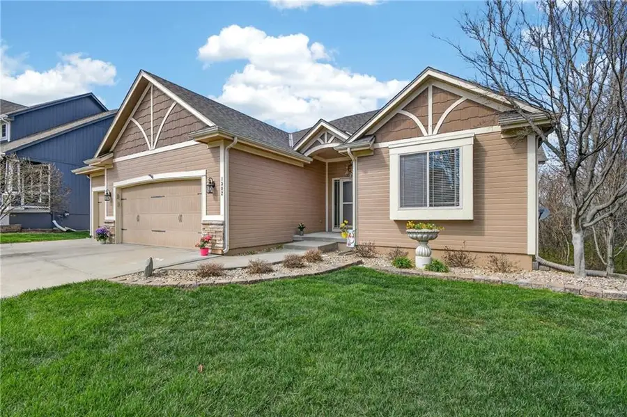 1302 Ashdown Circle, Raymore, MO 64083 - #3