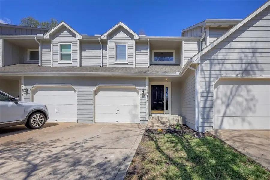 10812 W 116th Street, Overland Park, KS 66210 - #2