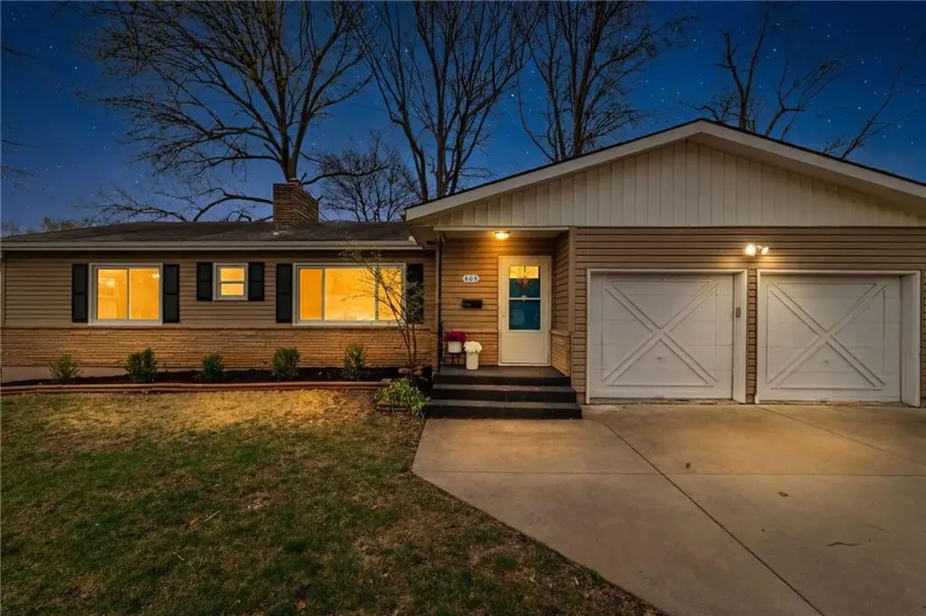 605 SE 5th Street, Lees Summit, MO 64063 - #1