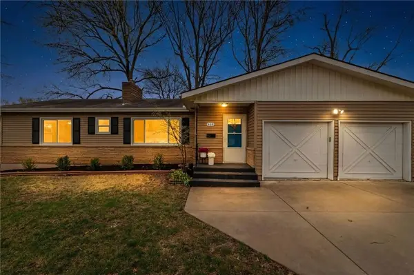 605 SE 5th Street, Lee's Summit, MO 64063