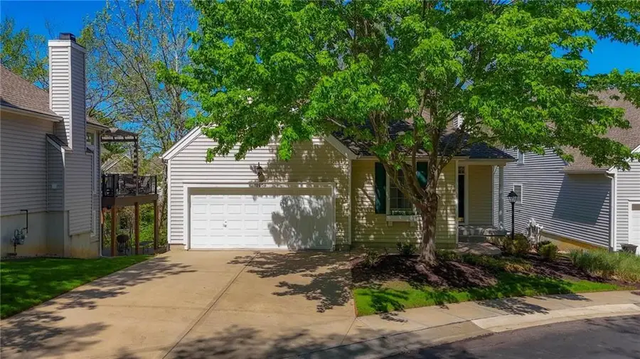 12604 Noland Street, Overland Park, KS 66213 - #3