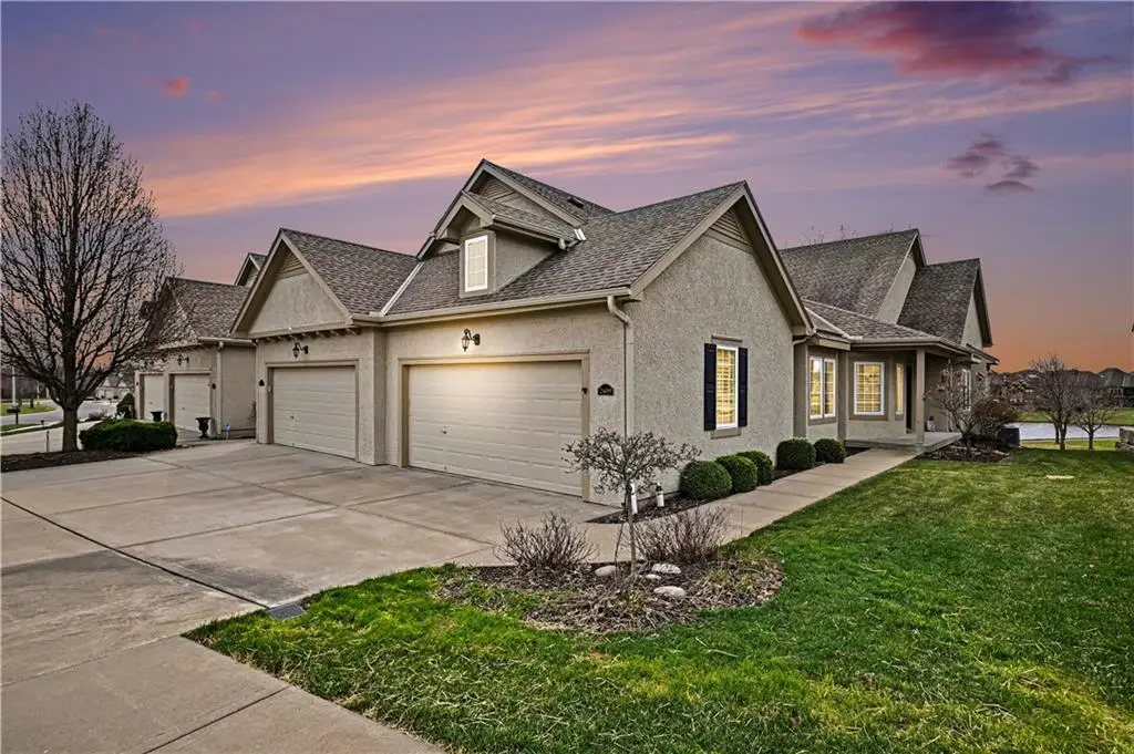 2409 NE 107th Terrace, Kansas City, MO 64155 - #1