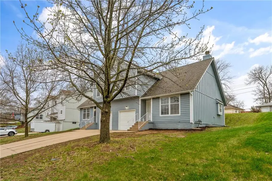 5406-5408 Oxford Avenue, Raytown, MO 64133 - #3