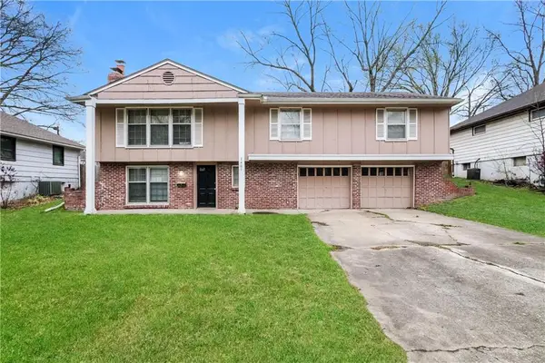 7401 Hardy Avenue, Raytown, MO 64133