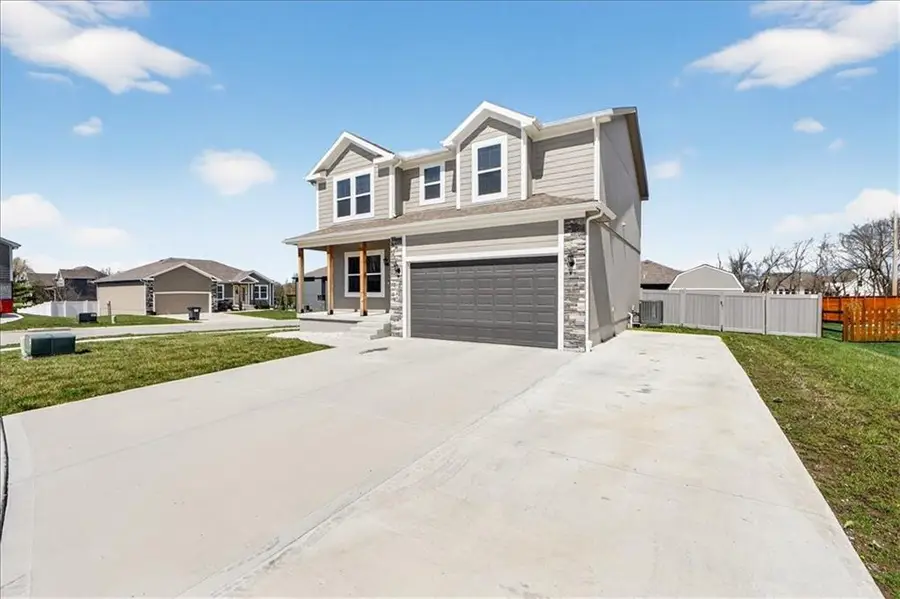 1201 SW Burns Court, Oak Grove, MO 64075 - #2