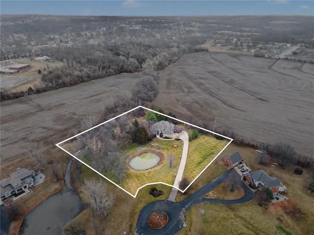 4 Orchard Place, Harrisonville, MO 64701 - #1