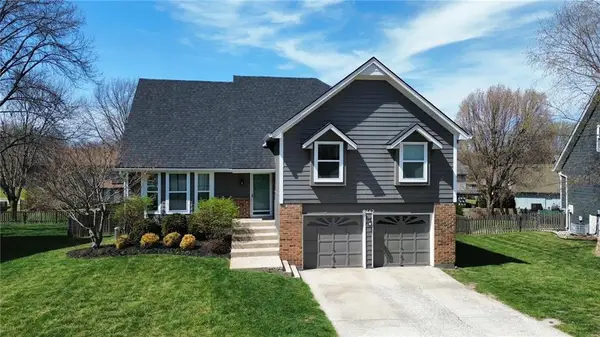 8442 Darnell Street, Lenexa, KS 66215