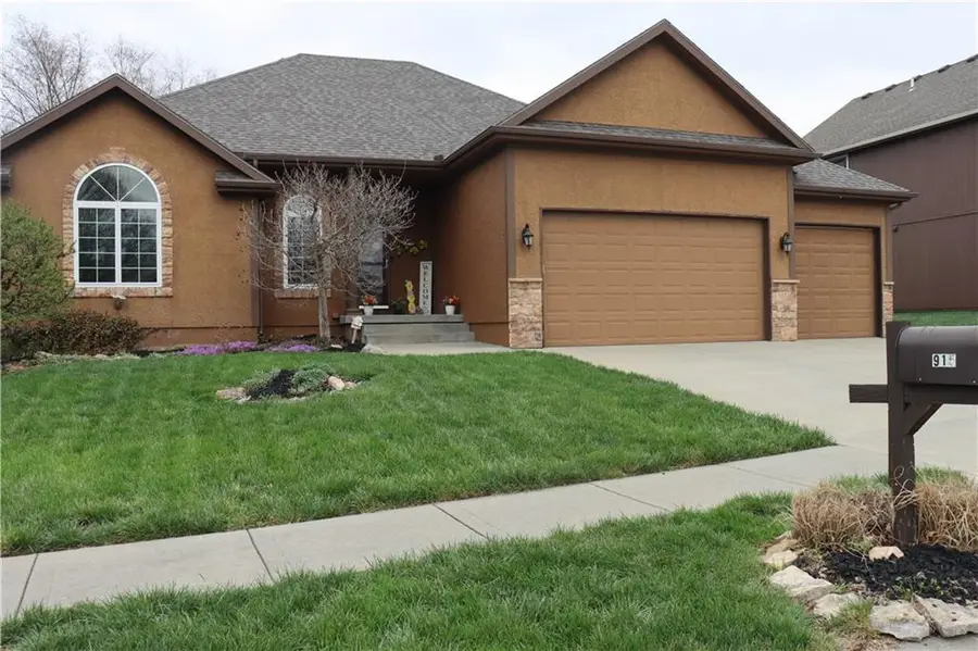 915 Englewood Drive, Kearney, MO 64060 - #2