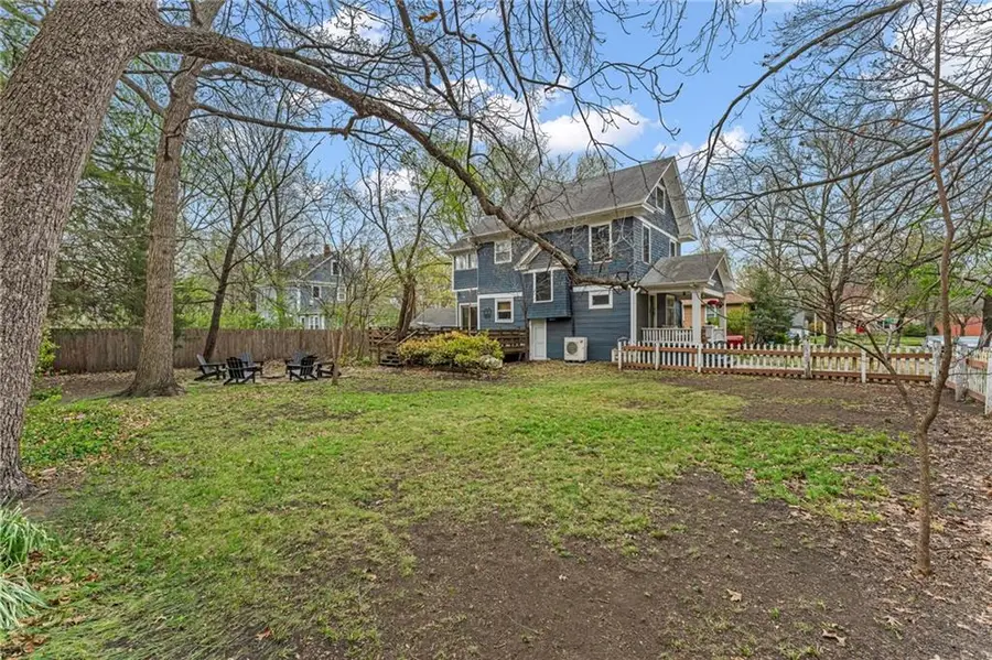 1634 Rhode Island Street, Lawrence, KS 66044 - #3