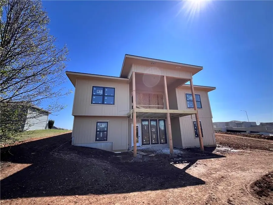 510 Bentwater Drive, Raymore, MO 64083 - #3