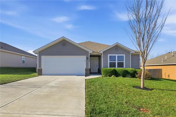 21826 Franklin Street, Spring Hill, KS 66083