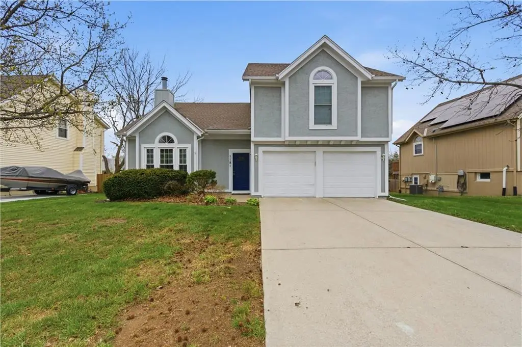 1181 E Meadow Lane, Olathe, KS 66062 - #1