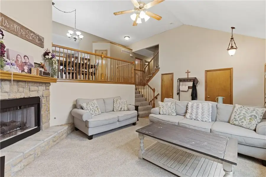1181 E Meadow Lane, Olathe, KS 66062 - #3