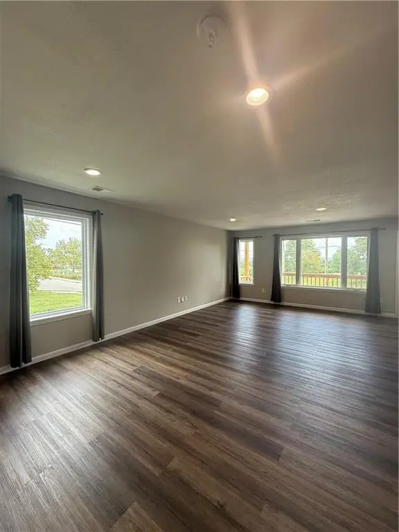 701-703 N 2nd Street, Leavenworth, KS 66048 - #3