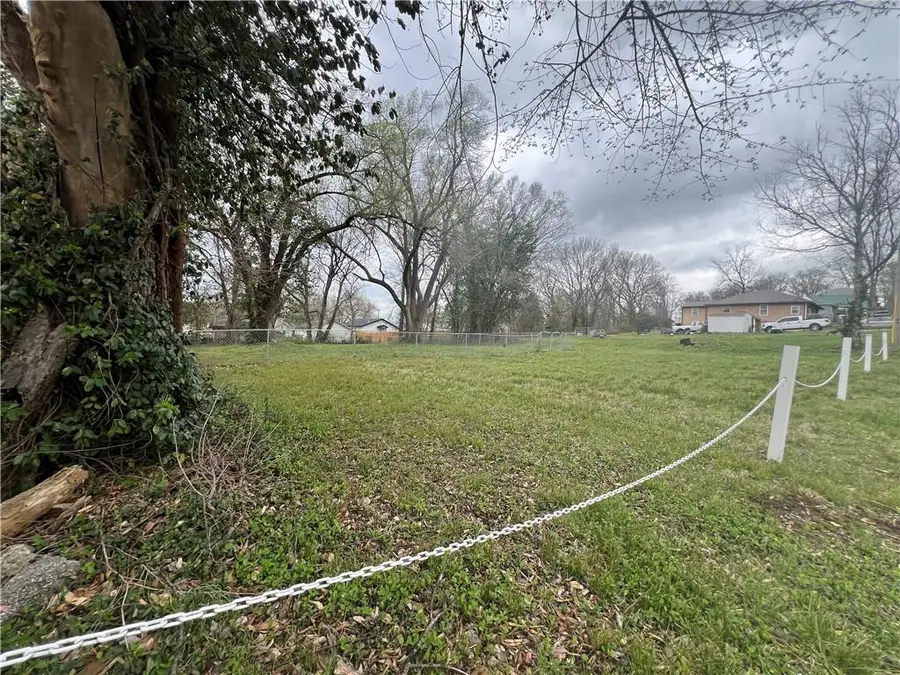 614 S Second Street, Richmond, MO 64085 - #3