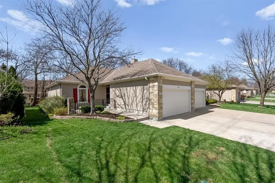 4130 SW Minnesota Drive, Lees Summit, MO 64082 - #2