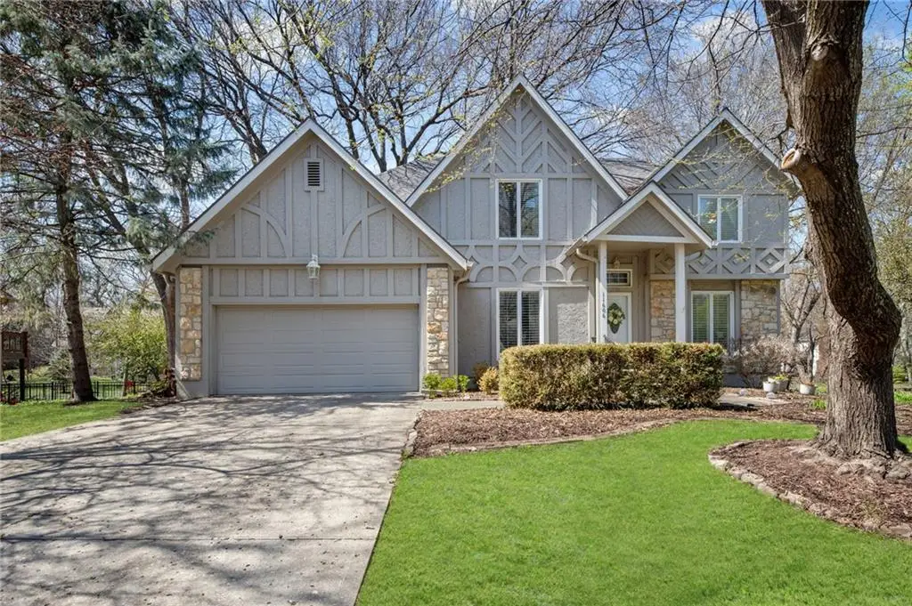 11606 Hemlock Street, Overland Park, KS 66210 - #1