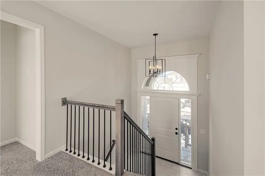 10135 N Poplar Avenue, Kansas City, MO 64156 - #3