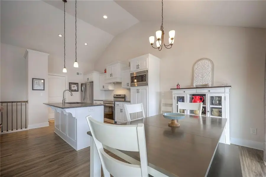 19625 W 197th Street, Spring Hill, KS 66083 - #3