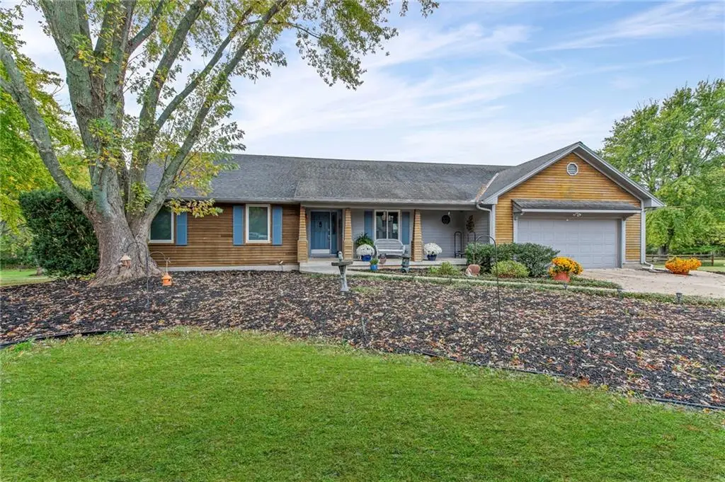 201 E 177th Street, Belton, MO 64012 - #1