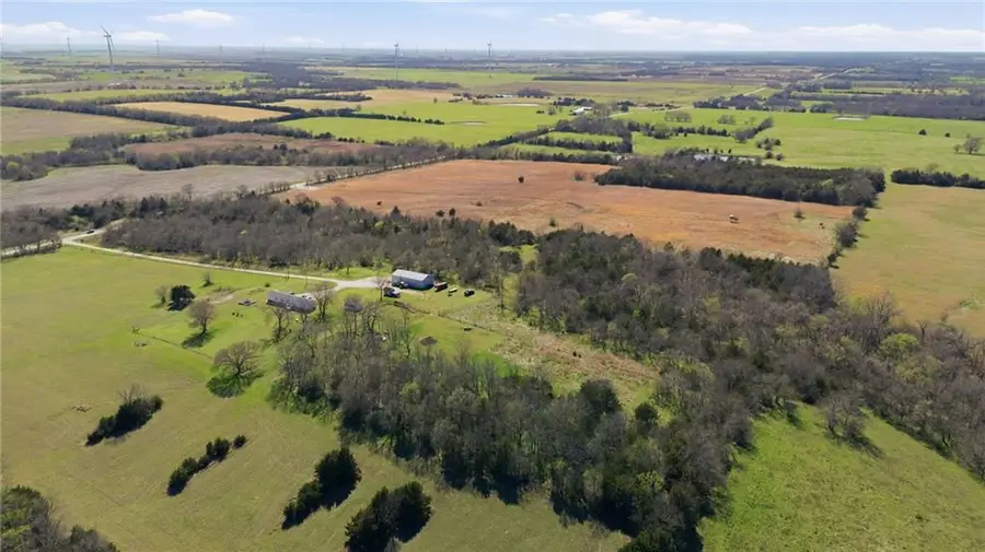 3528 West Virginia Road, Kincaid, KS 66039 - #2