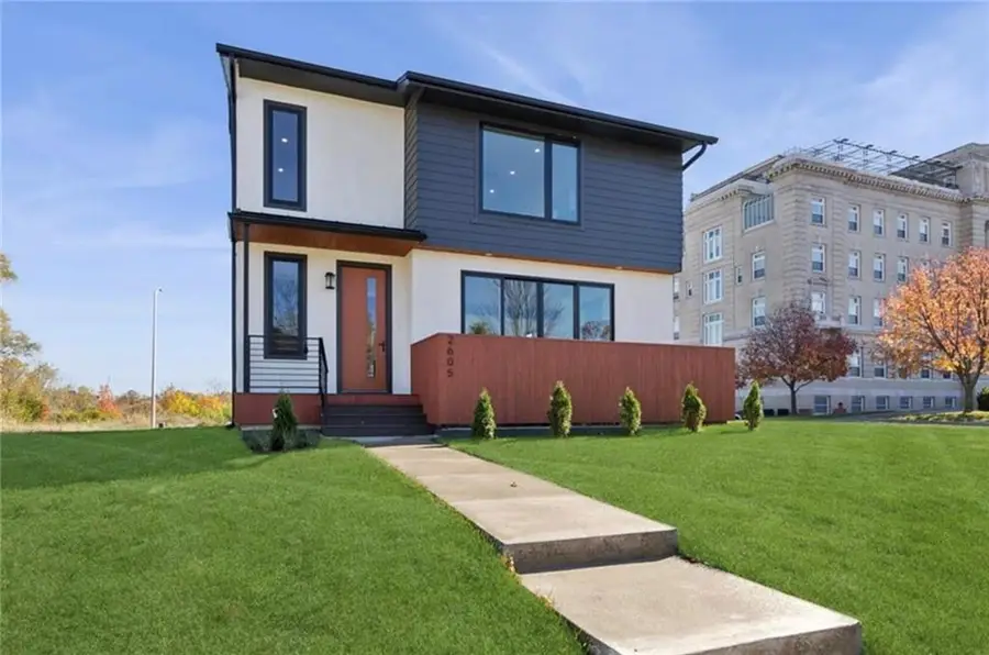 2605 W Paseo Boulevard, Kansas City, MO 64108 - #2