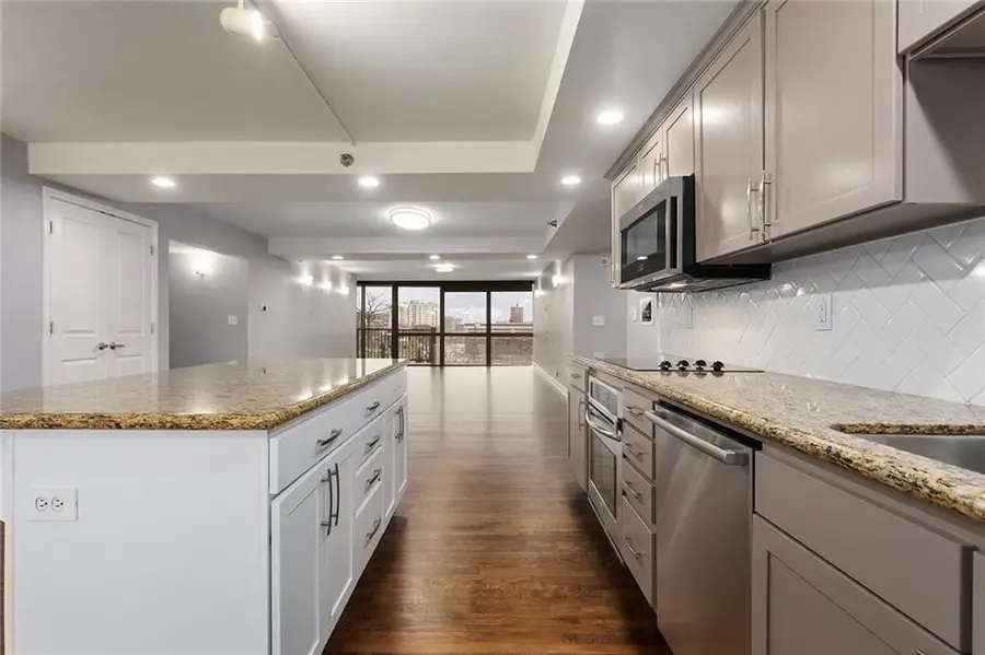 600 Admiral Boulevard #601, Kansas City, MO 64106 - #2