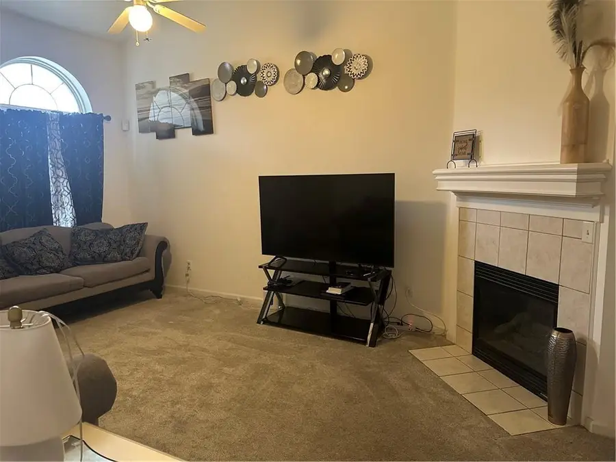 5713 Norton Avenue, Kansas City, MO 64130 - #3