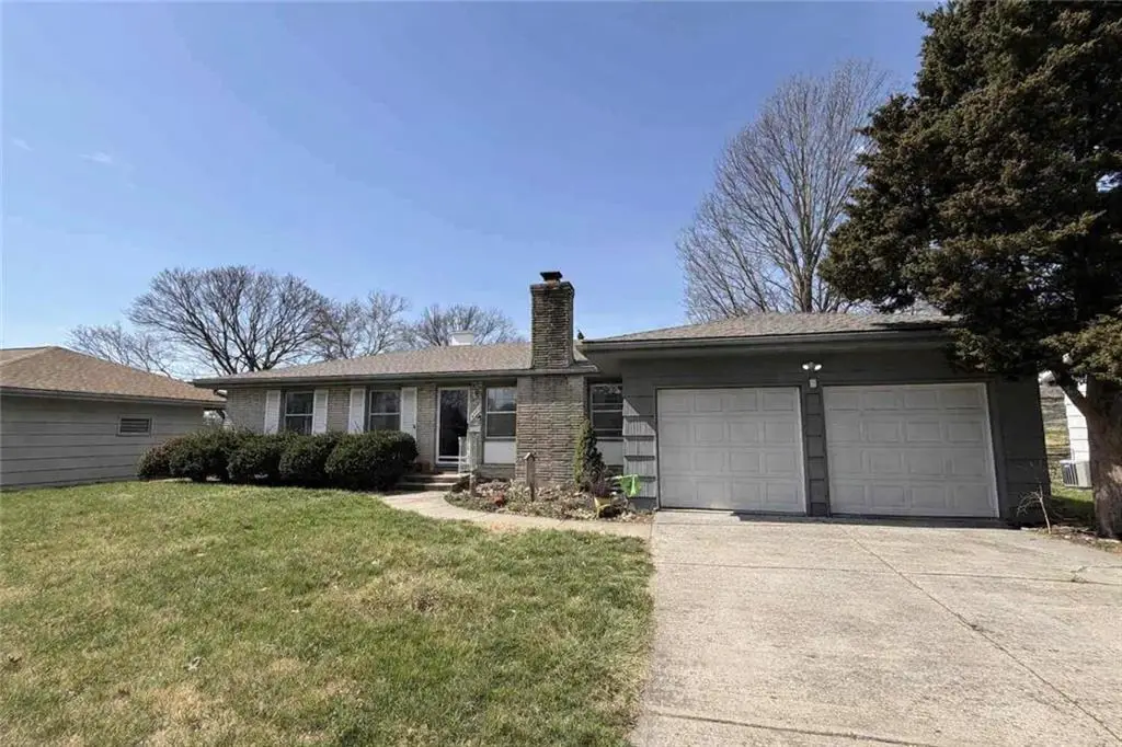 4950 NE Chouteau Drive, Kansas City, MO 64119 - #1