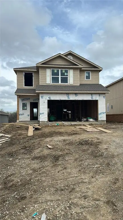 411 Rock Creek Drive, Tonganoxie, KS 66086 - #1