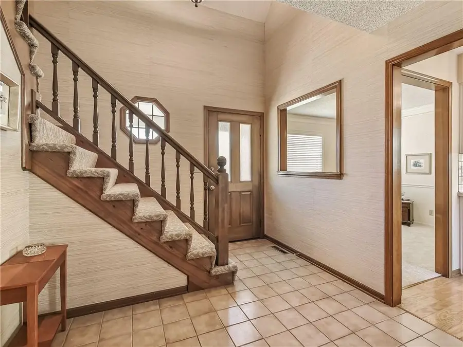 10560 Noland Road, Lenexa, KS 66215 - #3