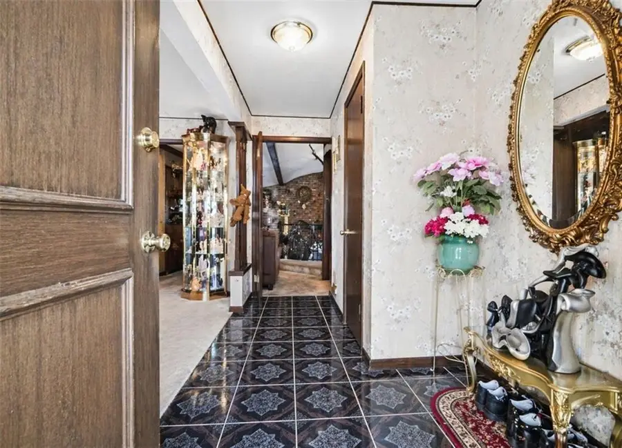 7615 W 95th Street, Overland Park, KS 66212 - #3