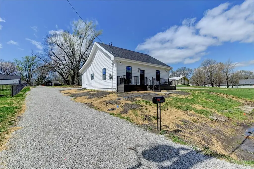 608 S Camden Street, Richmond, MO 64085 - #1