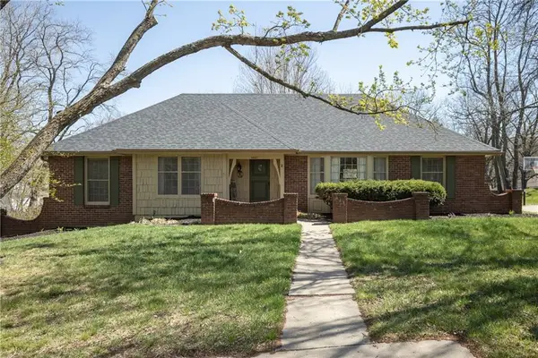 3607 E Colony Square, St Joseph, MO 64506