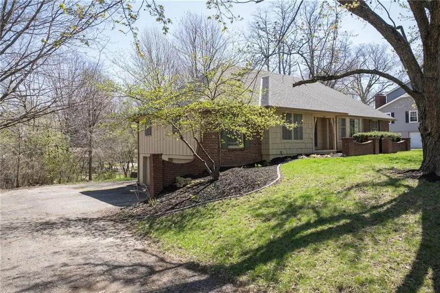 3607 E Colony Square, Saint Joseph, MO 64506 - #3