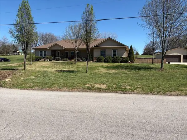 523 S 134th Street, Bonner Springs, KS 66012