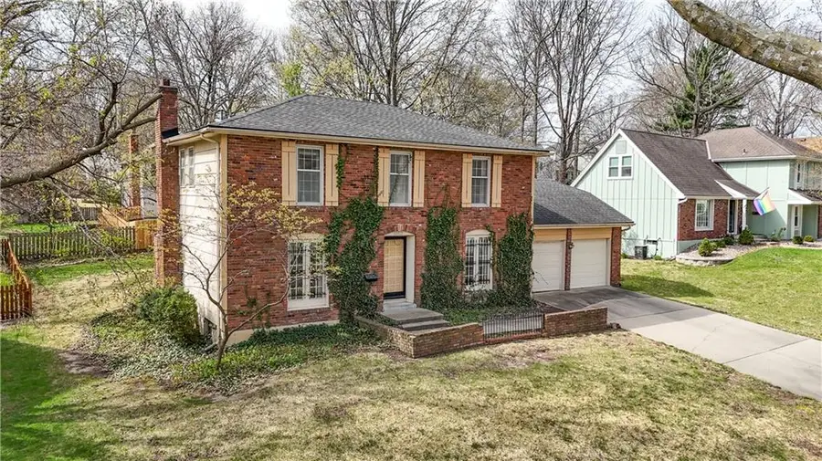 10915 W 100th Terrace, Overland Park, KS 66214 - #2