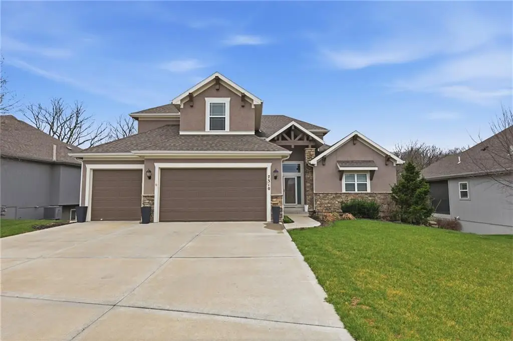 7310 NW Clore Drive, Parkville, MO 64152 - #1