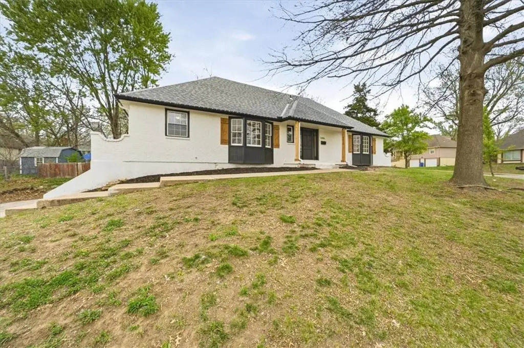 12816 Overhill Road, Grandview, MO 64030 - #1