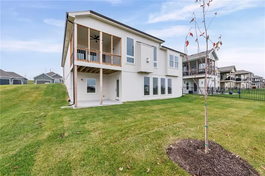 10619 N Bell Street, Kansas City, MO 64155 - #2